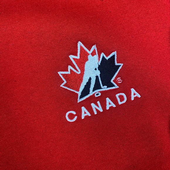 Vintage Logo athletics Team Canada Hockey crewneck - Picture 2 of 4